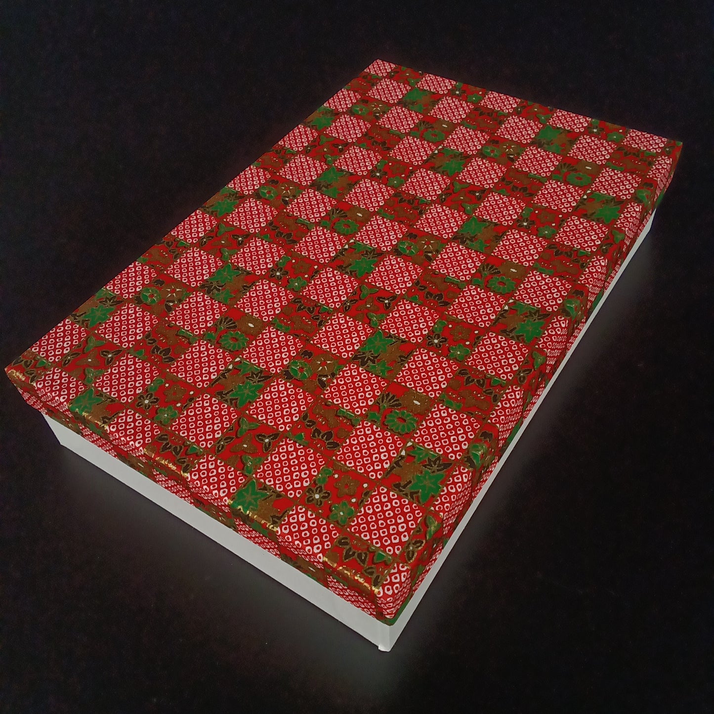 貼箱　市松模様・赤